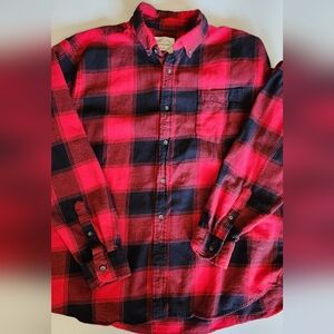 St. John's Bay Men's XL Flannel Shirt